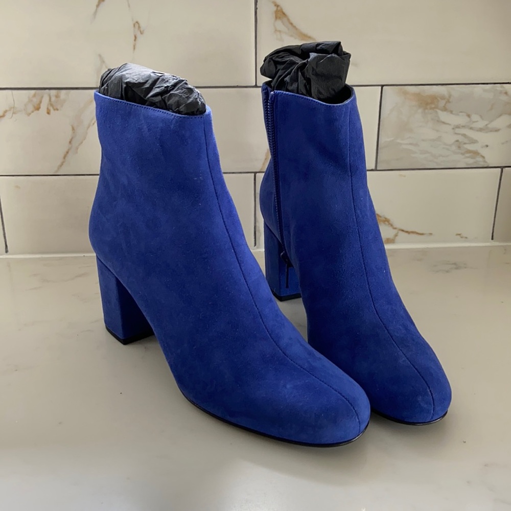 Saint Laurent blue suede ankle boots size 35.5